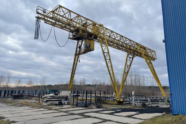 Продаж виробничого комплексу 4340 м2 з ділянкою 6,3 га, Київська область, Баришівка